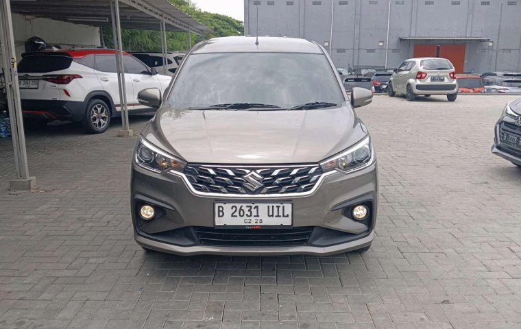 Suzuki Ertiga 1.5 GX Hybrid AT 2022 Abu-abu