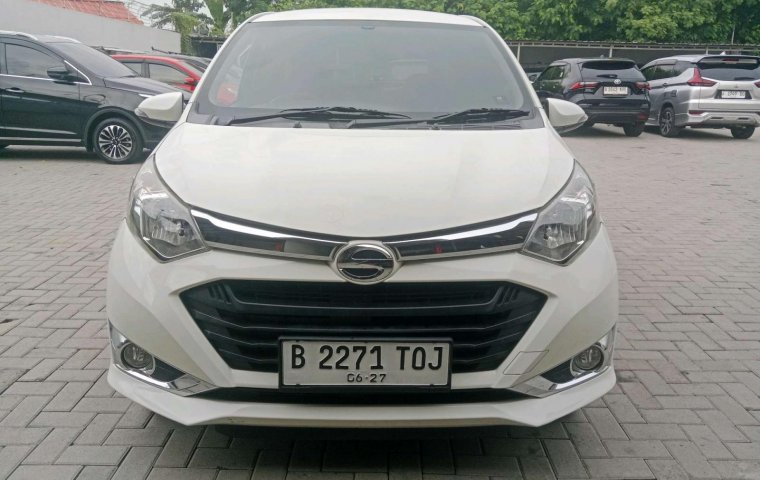 Daihatsu Sigra R AT 2017 Putih