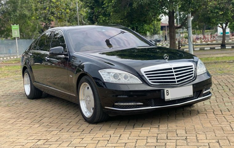 Mercedes-Benz S-Class S 350 2011 Hitam