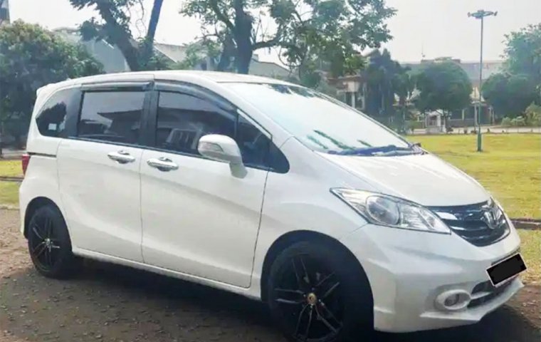 2013 Honda Freed PSD Jok Kulit Vrac Ban 4 Baru Rawatan Atpm Resmi Mulus Siap Pakai KREDIT TDP 20 jt