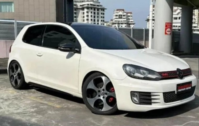 2011 Volkswagen Golf GTi 2 Door Rare Item Rawatan ATPM Km 43 rb Orsinil Siap Dipakai Luar Kota Pulau