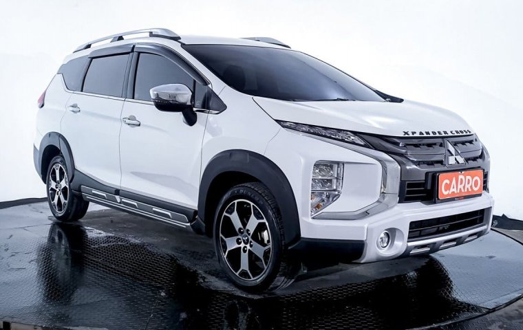 JUAL Mitsubishi Xpander Cross Premium AT 2021 Putih
