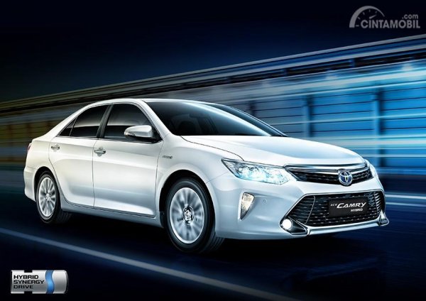 Jangan Tertukar, Kenali Perbedaan Plug-in Hybrid Dan Hybrid