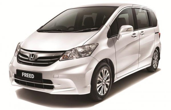 Alternatif Mobil Bekas MPV, Pilih Nissan Grand Livina Atau Honda Freed?
