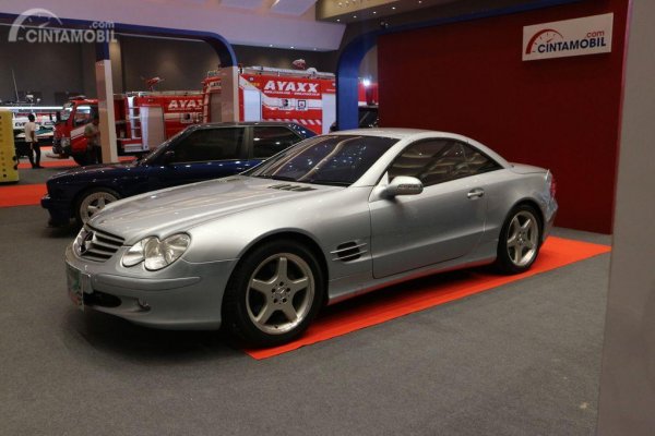 Review Mercedes-Benz SL 500 2002