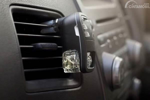 Rekomendasi 5 Parfum Mobil yang Wangi dan Murah