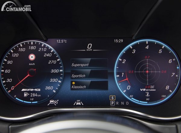 kluster instrumen digital Mercedes-Benz AMG GT 2020