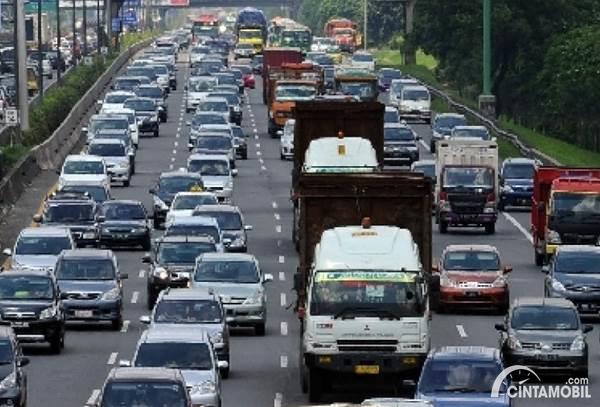 Pekan Ini Ada Perbaikan Tol Jakarta-Cikampek, Waspada Potensi Macet