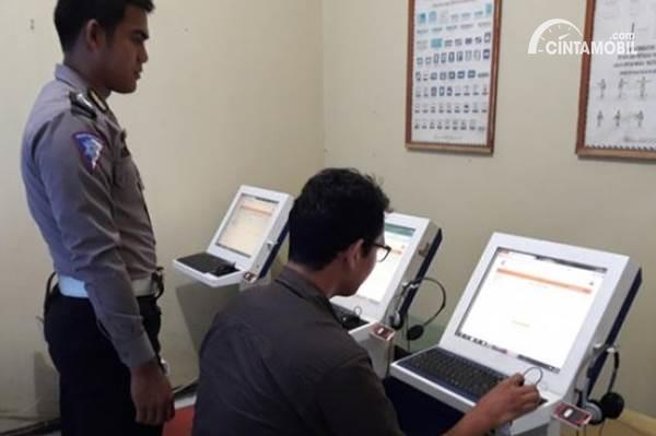 Begini Cara Mudah Lulus Ujian Teori Pembuatan SIM