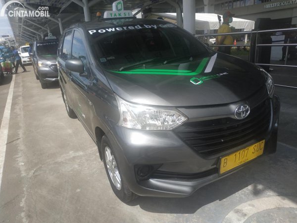 Musim Corona Gini, Mending Naik Angkutan Umum atau Mobil Pribadi?