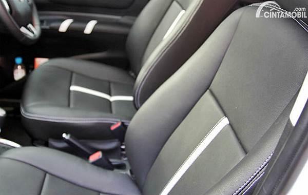 Tetap di Rumah Saja Tapi Mau Ganti Jok Mobil? Ini Caranya!