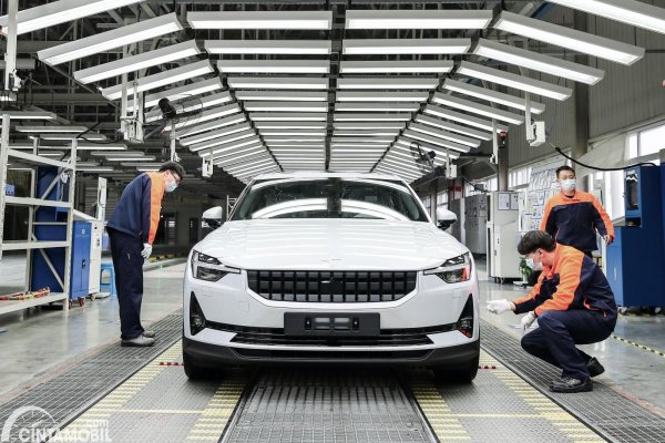 Kondisi China Membaik, Mercedes-Benz dan Volvo Kembali Beroperasi