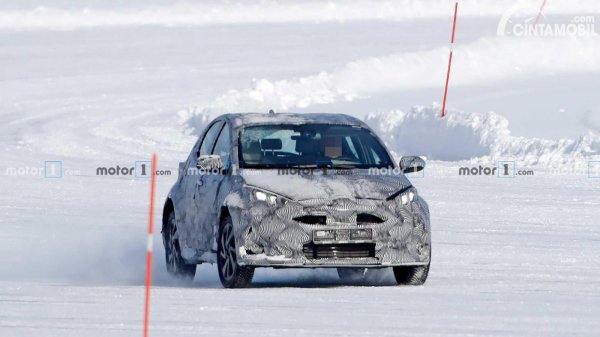 Toyota Yaris Crossover Lakukan Tes Musim Dingin, Dijual Tahun Depan