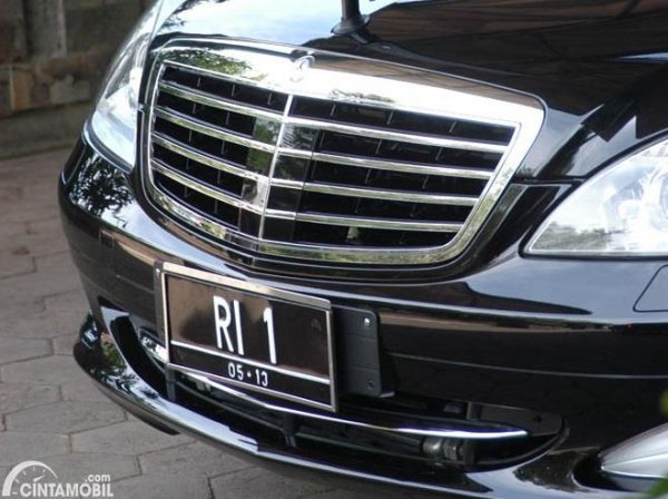 Agar Tak Bingung, Ini Dia Pembagian Pelat Nomor Menteri di Indonesia