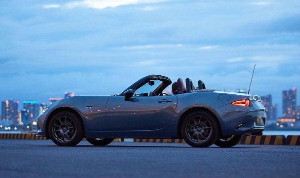 Mazda MX-5 R-Sport Special Edition Resmi Dijual
