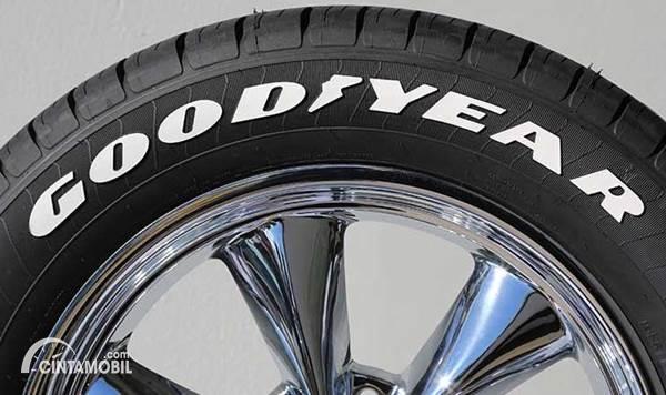 Tips CERMAT Membeli Ban Mobil ala Goodyear