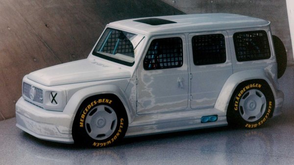 Project Gelandewagen: Saat Mercedes-Benz G-Class Jadi Mobil Balap