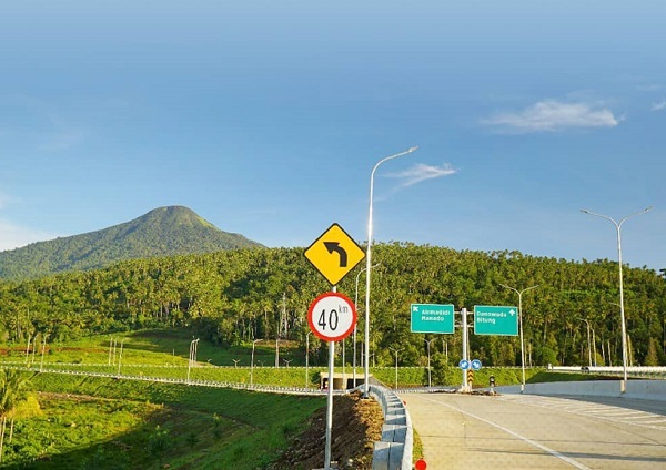 Satu Ruas Jalan Tol Manado-Bitung Siap Beroperasi
