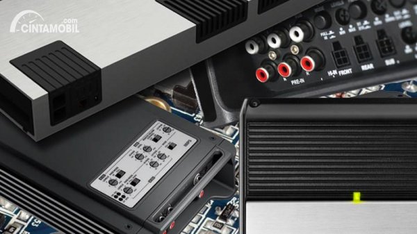 Komponen Penting Audio Mobil Gimana Memilih Amplifier Yang Bagus