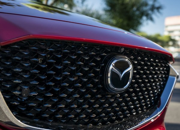 20 Merek Terlaris Bulan November 2020, Mazda Masuk 10 Besar