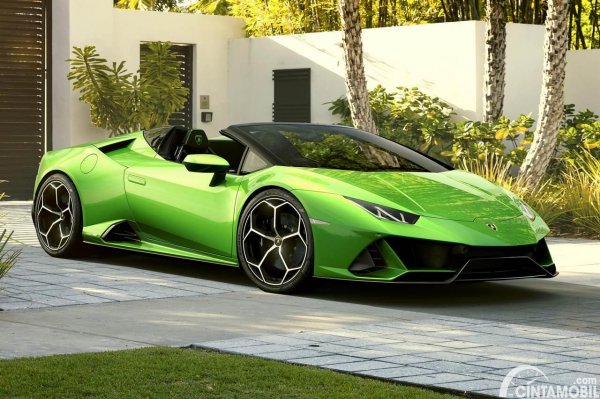 Mengintip Besar Pajak Mobil Lamborghini di Indonesia