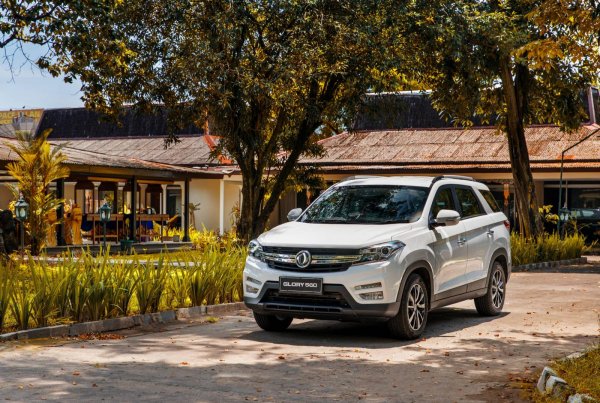 Modal DFSK Glory 560 Bersaing Lawan Rush Hingga Honda HR-V