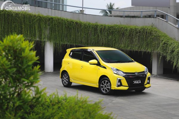 Tips Kredit Mobil Ayla Baru dan Bekas? Cek Fitur dan Spesifikasinya