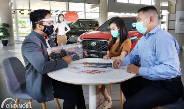 simulasi kredit mobil bca finance