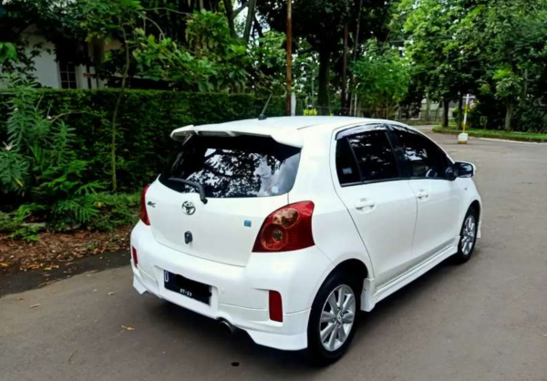 Kelebihan Toyota Yaris Putih Dan Kekurangan Beserta Harganya