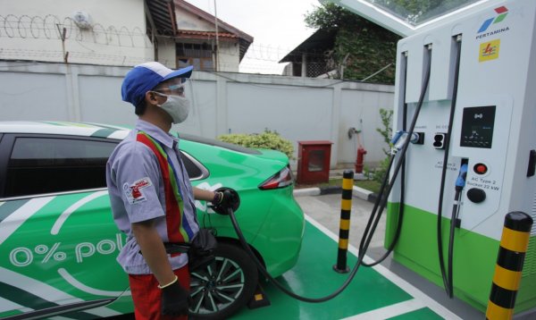 Jangan Ragu Beli Kendaraan Listrik, Berikut Cari Tahu SPKLU dan Biaya Sekali Charging