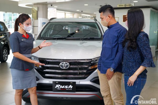 Lengkap! Ketahui Pajak Mobil Toyota Rush Terbaru
