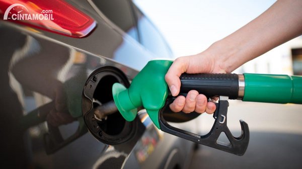 Harga Pertamax Naik, Pakai Mobil Listrik Jadi Lebih Untung?