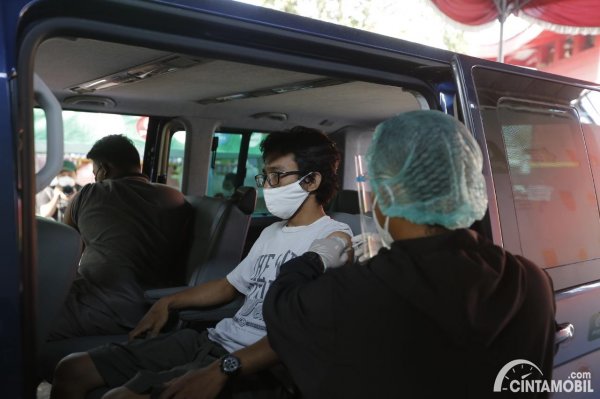 Ada Vaksinasi Drive Thru di Tol Jagorawi, Begini Cara Daftarnya