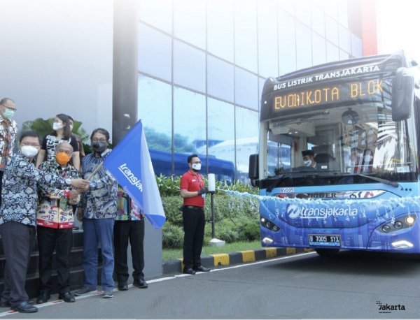 Transjakarta Uji Coba Bus Listrik Higher, Gratis Selama 3 Bulan