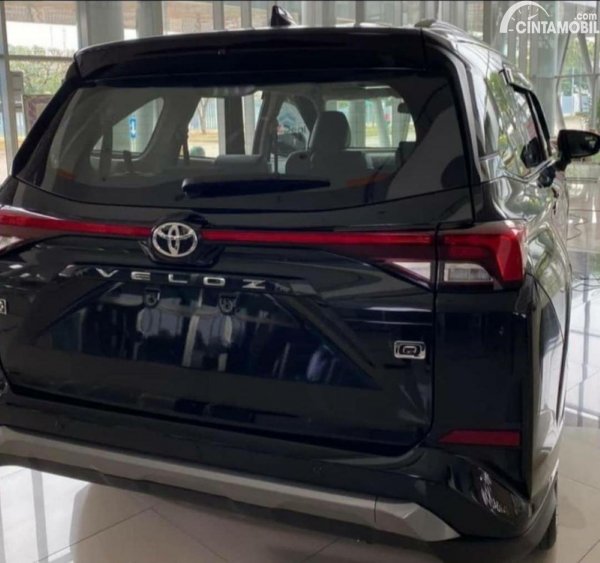 Toyota Veloz 2022 Percaya Diri Melenggang Tanpa Nama Avanza?