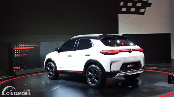 Gambar menunjukkan desain mobil Honda SUV RS di GIIAS 2021