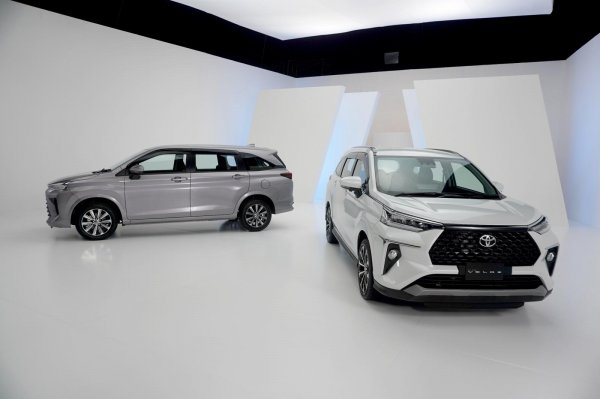 Toyota Veloz Low MPV Terlaris Januari 2022, Honda Mobilio Menghilang?