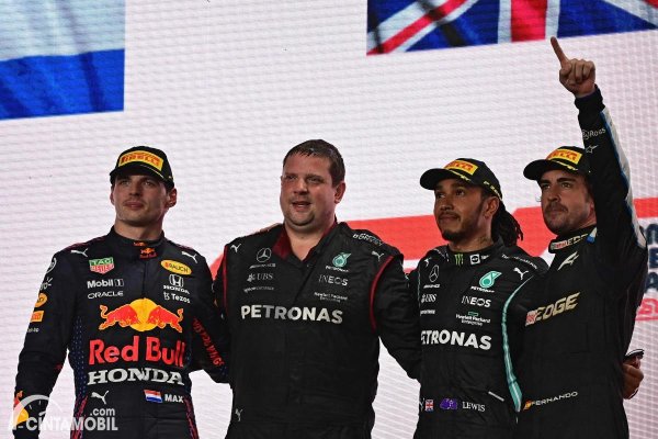 F1 Qatar 2021: Lewis Hamilton Juara, Alonso Akhiri Puasa Podium