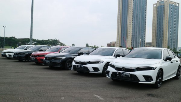 Ini Dia Kelebihan dan Kekurangan Honda Civic RS