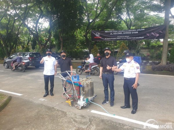 Honda Revitalisasi Fasilitas Jalan Raya di Bogor