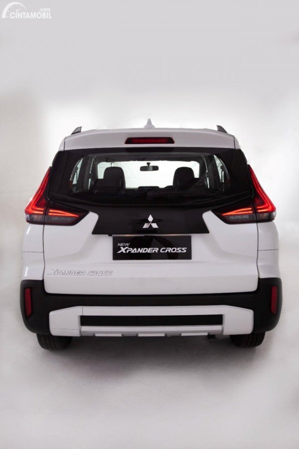Eksterior belakang Mitsubishi Xpander Cross 2022