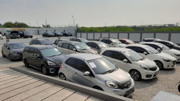Jangan Asal Pilih! Simak Tips Memilih Dealer Mobil Bekas yang Baik