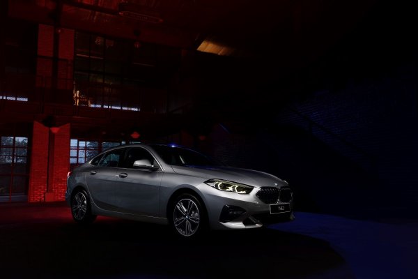 Kepincut Beli BMW Paling Murah? Segini Cicilannya per Bulan