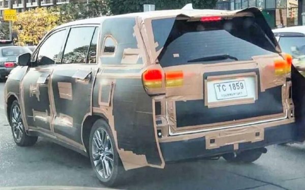 Inikah Wujud Kijang Innova Hybrid?
