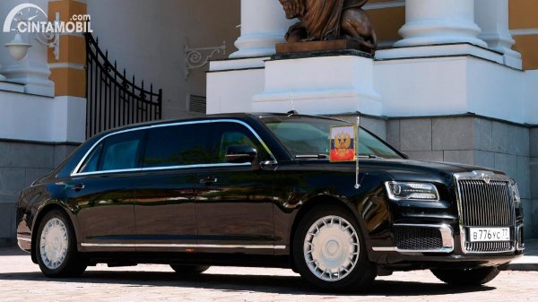 Aurus Senat L700, Mobil Vladimir Putin yang Dibuat Seperti Tank