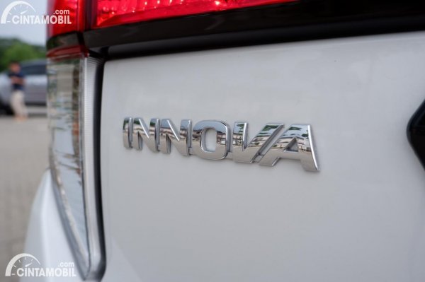 Toyota Kijang Innova Hybrid Itu FWD + Sasis Monokok = Tidak Ada Diesel