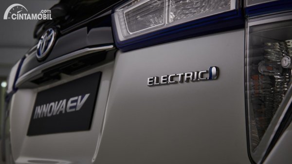 Lihat Lebih Dekat Toyota Kijang Innova EV Concept