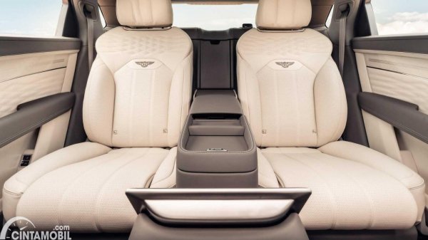 Bentley Bentayga EWB Tawarkan Jok Mobil Tercanggih yang Pernah Dibuat