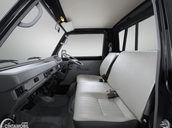 Alasan Mitsubishi Pertahankan Tuas Transmisi New L300 Tetap Di Tangan