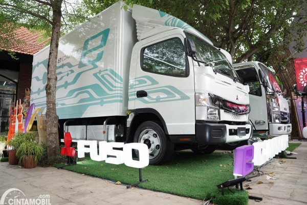 Truk Listrik Ini Ikut Konvoi Ke Bali, Mitsubishi FUSO ECanter ...